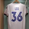 爱踢球的Leo