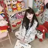 云想衣裳花想柔
