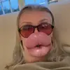 蓝月莲生