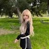 送给Karina梅开二度