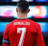 致敬足坛传奇射手王CR7